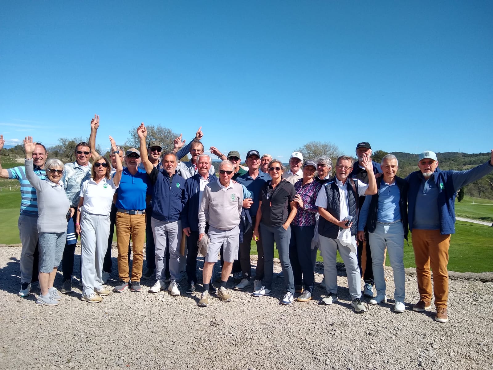 Une sortie ludique au golf du Luberon 
